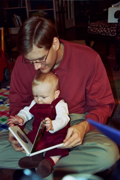 Reading with Daddy 